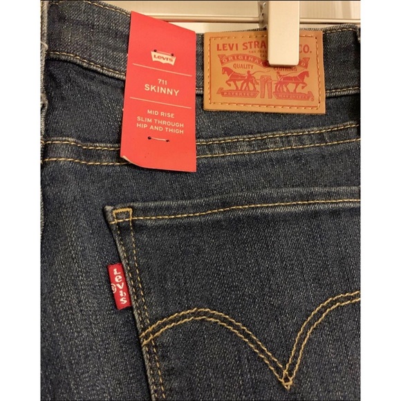 👖 Levi’s NWT Skinny Jeans 👖 - Picture 5 of 6